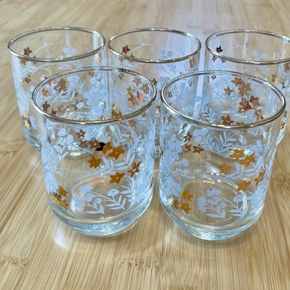 Libbey vintage juice glasses, set of 5, gold trimmed,1970’s? Excellent condition